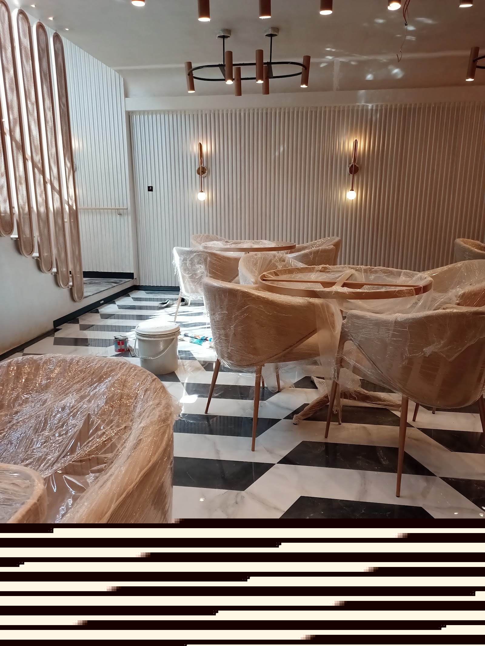 Interior fit-out by Al Hashim Associates, Karachi